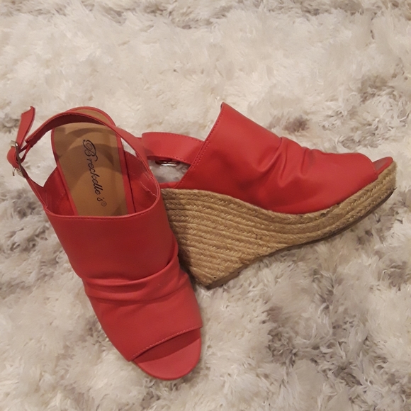 Red Espadrille Wedge Heels - Picture 3 of 7